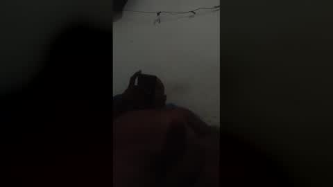 Snapshot of comomisuertemas chatting on December 5, 7:17 am comomisuertemas online show from December 5, 7:17 am