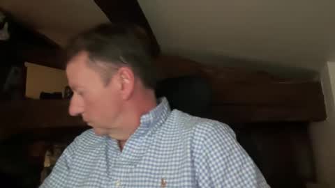 Snapshot of compay69 chatting on February 4, 5:52 pm compay69 online show from February 4, 5:52 pm