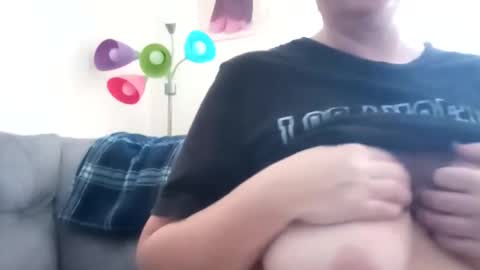 conchettap online show from November 7, 8:09 pm