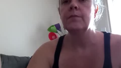 conchettap online show from November 16, 7:41 pm