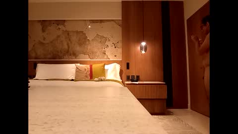 conejotam online show from November 1, 1:40 am