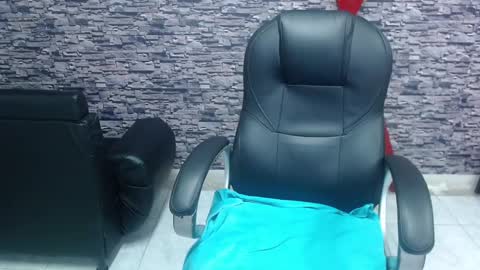 Snapshot of coney_boy chatting on March 4, 12:44 pm Coney online show from March 4, 12:44 pm