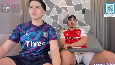 Snapshot of confi17_latin chatting on December 2, 2:28 am Damian and Daniel online show from December 2, 2:28 am