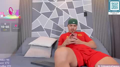Damian and Daniel online show from April 29, 11:55 pm
