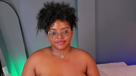 Snapshot of conielaurenth chatting on January 30, 4:06 am conielaurenth online show from January 30, 4:06 am