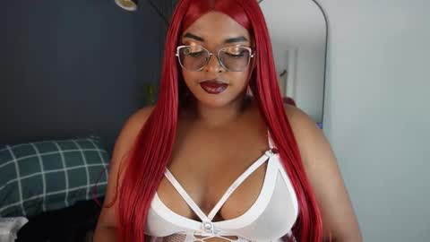 Snapshot of conielaurenth chatting on March 11, 2:43 am conielaurenth online show from March 11, 2:43 am