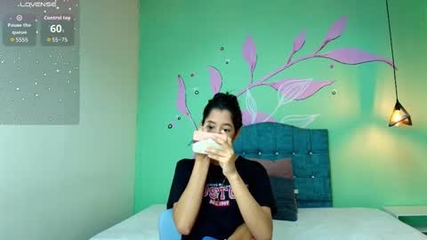 Snapshot of connie_bell chatting on October 17, 8:55 pm C O N N I E online show from October 17, 8:55 pm