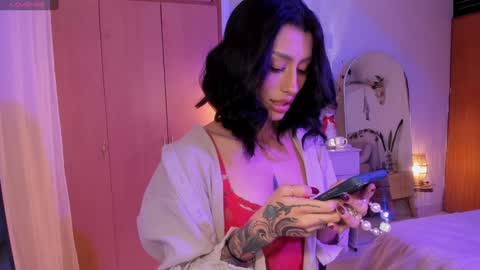 connie    online show from December 28, 12:56 pm