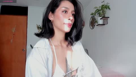 connie    online show from January 6, 1:08 pm