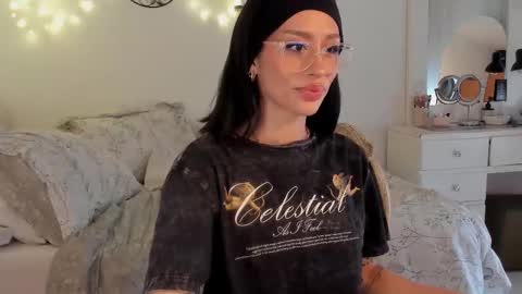 connie    online show from February 9, 1:14 pm