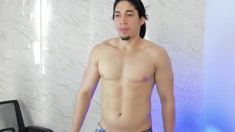 Snapshot of connor_devling1 chatting on March 18, 7:17 pm Connor online show from March 18, 7:17 pm