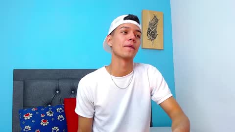 Snapshot of connor_garrett chatting on December 11, 9:23 pm Connor online show from December 11, 9:23 pm