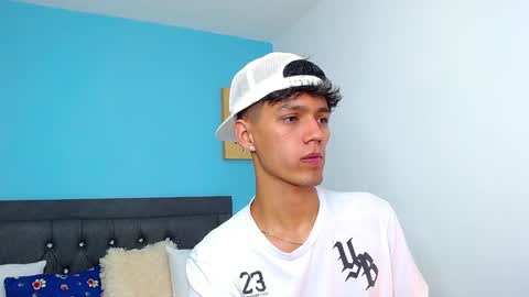 Snapshot of connor_garrett chatting on January 27, 9:00 pm Connor online show from January 27, 9:00 pm