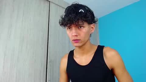 Snapshot of connor_garrett chatting on September 20, 9:27 pm Connor online show from September 20, 9:27 pm