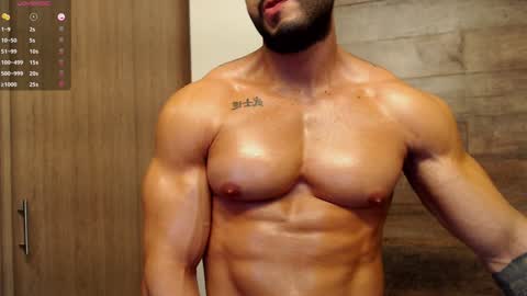 connor_h1 online show from December 7, 8:00 am