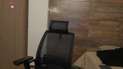 connor_h1 online show from January 12, 4:07 am