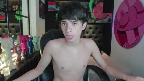 Snapshot of connor_stone_ chatting on November 30, 8:24 pm connor_stone_ online show from November 30, 8:24 pm