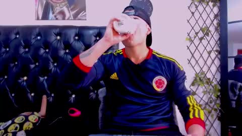 Connor Smith online show from February 17, 2:37 pm