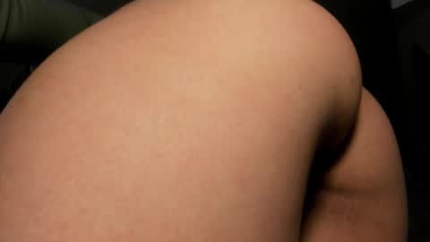 Snapshot of conny_curly chatting on February 13, 9:55 pm Conny online show from February 13, 9:55 pm
