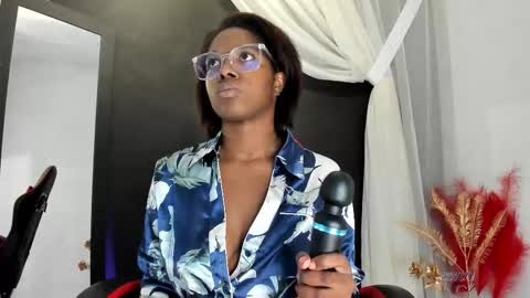 Snapshot of connywellss chatting on March 7, 4:42 am Nilo Solem online show from March 7, 4:42 am