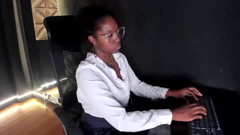 Nilo Solem online show from June 20, 6:54 pm