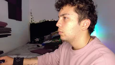 conor_taylor_ online show from November 18, 4:11 pm