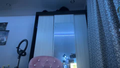 Isabella online show from December 14, 11:20 pm