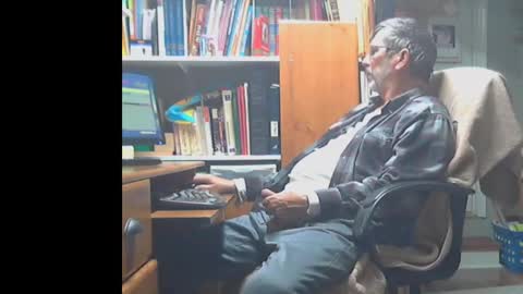 conastantbater57 online show from March 19, 3:43 am