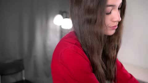 Snapshot of consuelabrasington chatting on March 27, 11:10 am Ellie online show from March 27, 11:10 am