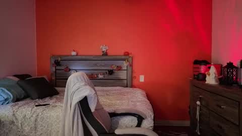 Snapshot of conversationalistx chatting on October 21, 1:17 am  only fans and more online show from October 21, 1:17 am