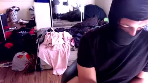 Snapshot of coodimoodi24 chatting on December 17, 8:10 pm coodimoodi24 online show from December 17, 8:10 pm