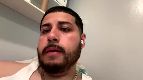 Snapshot of cookie_monster8593 chatting on May 12, 9:23 pm cookie_monster8593 online show from May 12, 9:23 pm