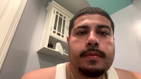 Snapshot of cookie_monster8593 chatting on June 5, 8:47 pm cookie_monster8593 online show from June 5, 8:47 pm