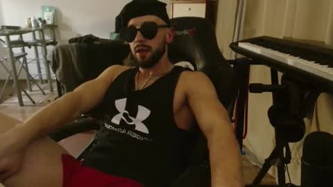 Snapshot of cookiewaves chatting on November 19, 5:57 pm Stachu Jones online show from November 19, 5:57 pm