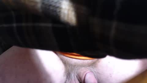 Snapshot of cookoosnest chatting on December 13, 4:22 am cookoosnest online show from December 13, 4:22 am