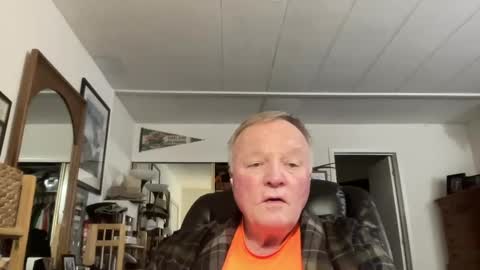 Snapshot of cookoosnest chatting on February 14, 4:47 am cookoosnest online show from February 14, 4:47 am