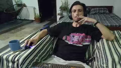 Cool2Buddies online show from July 5, 8:49 pm