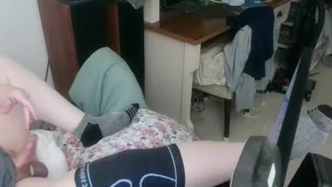 Chuck online show from October 31, 12:17 pm