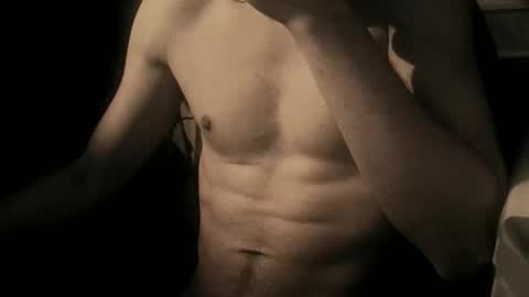 Snapshot of coolmementox chatting on February 26, 12:31 am ChoveEnArrakis online show from February 26, 12:31 am