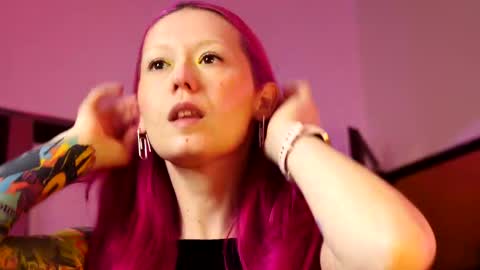 Ginger The Cringer online show from May 10, 1:27 pm