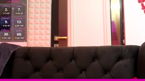 Ginger The Cringer online show from July 2, 10:10 am