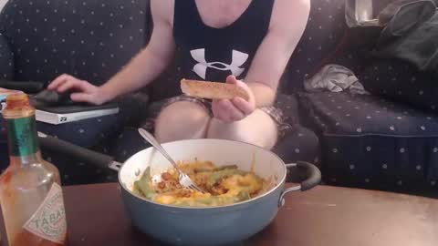 Snapshot of copper_crotch chatting on March 7, 3:36 am copper_crotch online show from March 7, 3:36 am