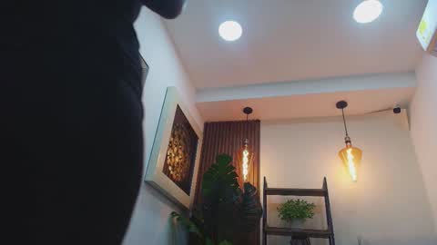 Snapshot of coral_lise chatting on September 29, 11:04 am Coral online show from September 29, 11:04 am