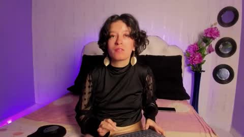 Snapshot of coralandocean chatting on December 5, 1:52 pm Coral and Ocean online show from December 5, 1:52 pm