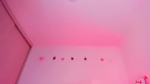 Snapshot of coralinekam1 chatting on February 7, 3:30 pm Coralinekam1 online show from February 7, 3:30 pm