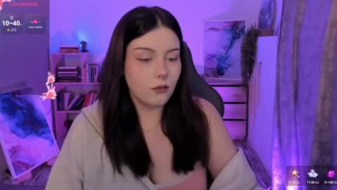 Snapshot of coralinekeyns chatting on October 6, 5:27 am little girl who is always right or Coraline online show from October 6, 5:27 am