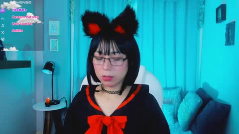 Coral Stefani online show from December 7, 5:26 am