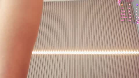 coralineross_ online show from March 12, 5:38 pm