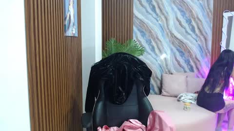 corall_tay1 online show from April 24, 11:34 am