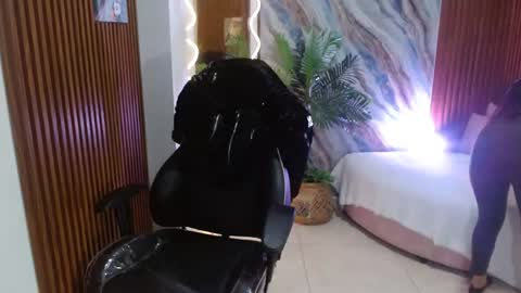 corall_tay1 online show from May 12, 11:51 am